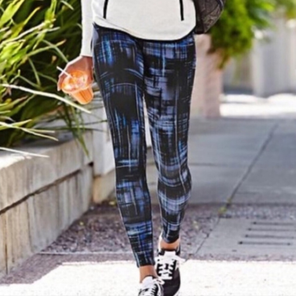 Athleta Blue & Black Windowpane  Patterned Chaturanga Leggings - XS